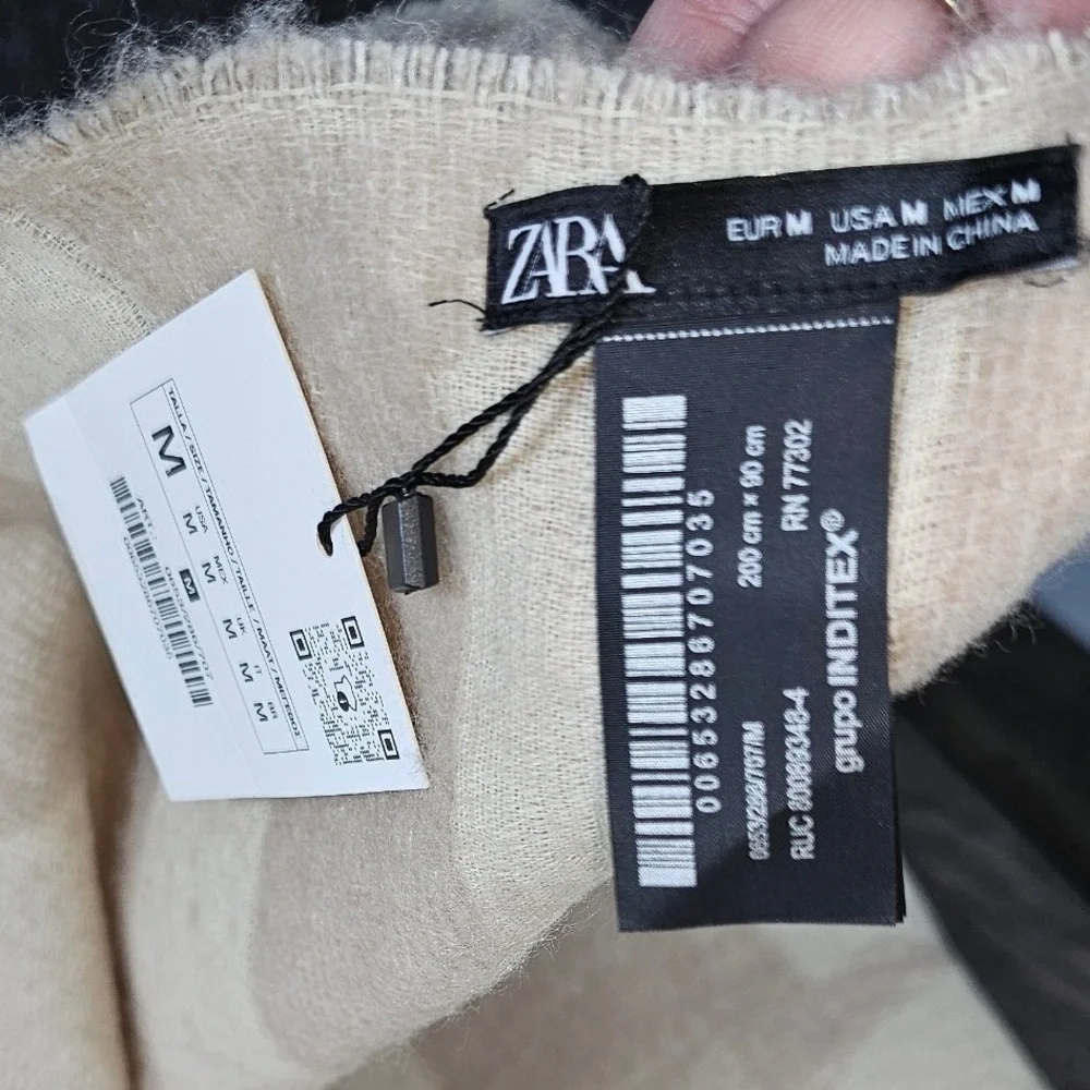 ZARA Geometric Pattern Scarf Wrap Shawl Beige Brown Neutral Oversized - Picture 3 of 7